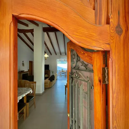 Renovated Independent House * Jalón